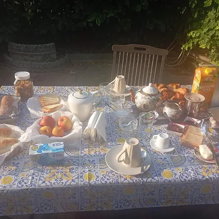 Bed & Breakfast Small Luxury