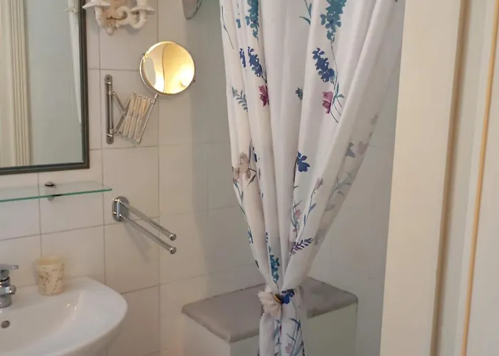 Small Luxury Bed and breakfast La Spezia